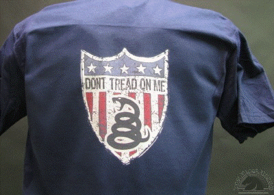 dont-tread-on-me-shirt.gif